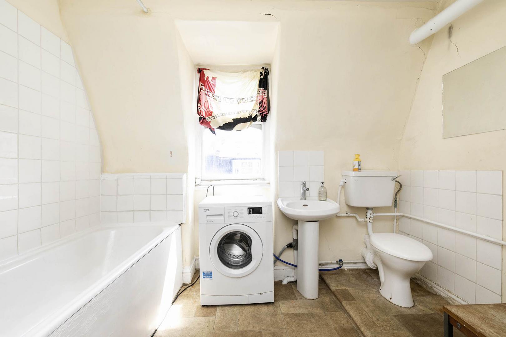 Inclusive of Gas, Water, Electricity and Wifi Howitt Road, Belsize Park